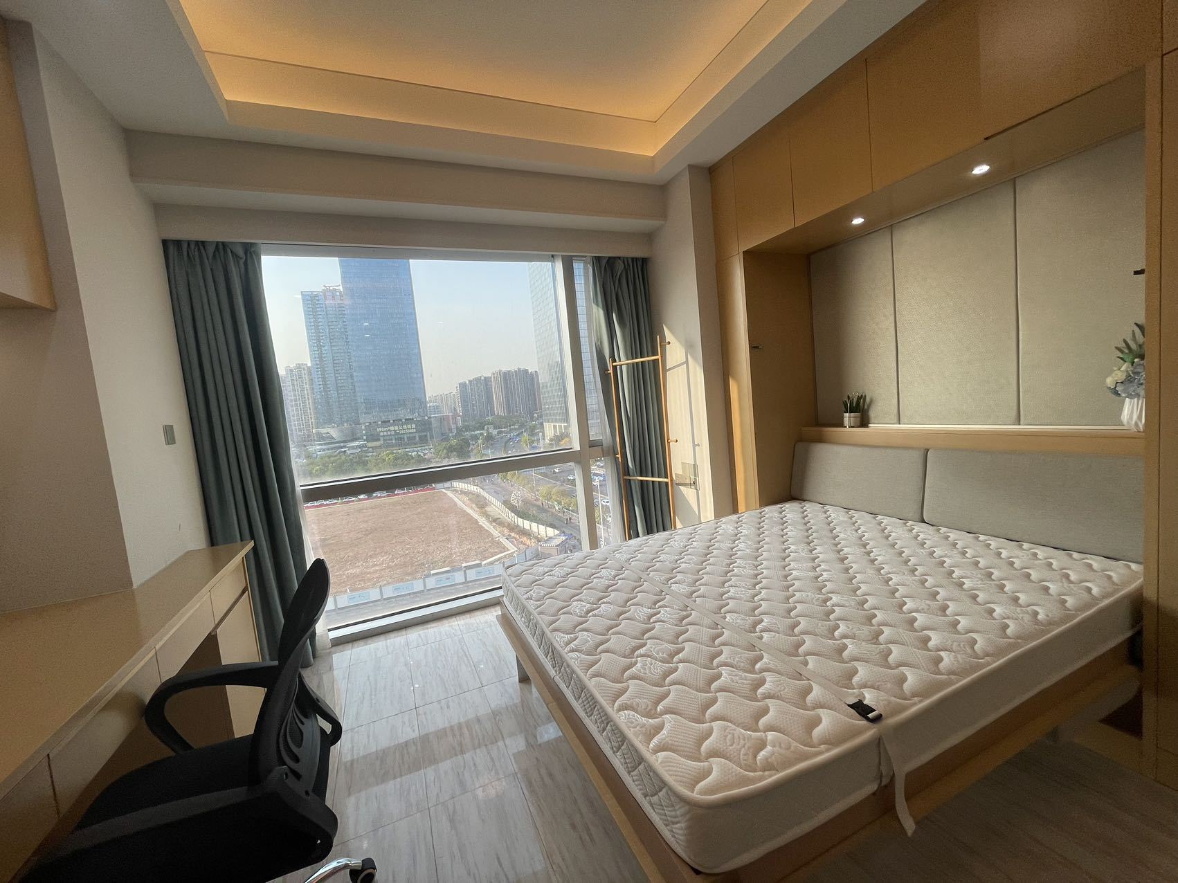 賴屋山新村1室0廳出租租金980元/月