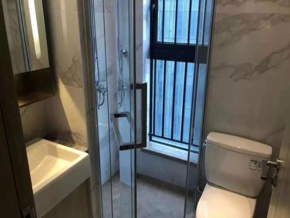 御龍華庭1室1廳主臥出租租金1200元/月