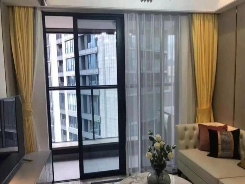 御龍華庭1室1廳主臥出租租金1200元/月