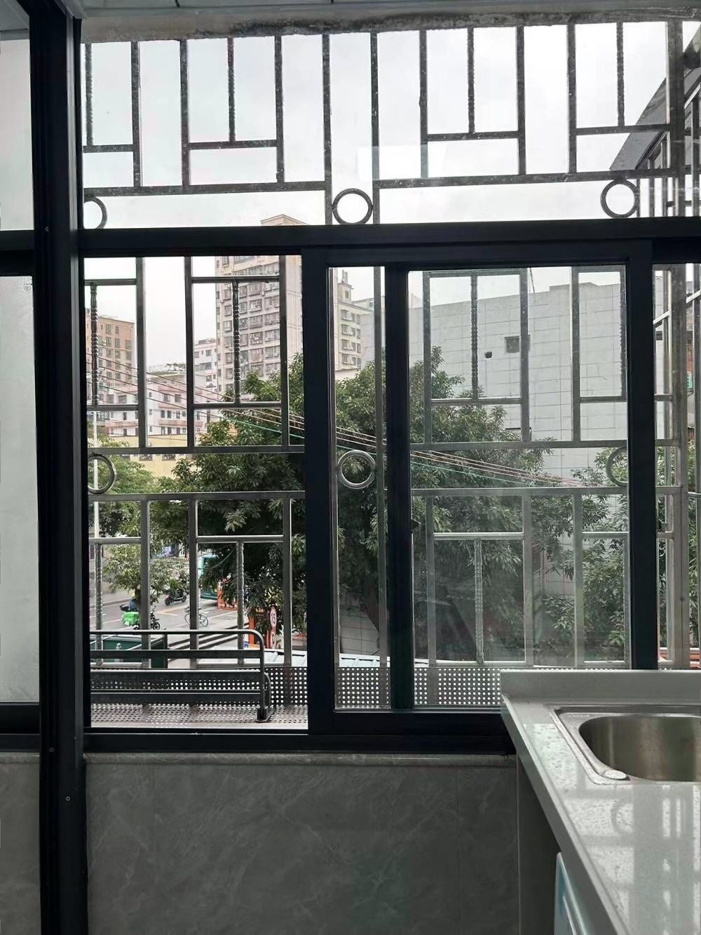 上早大廈1室0廳主臥出租租金800元/月