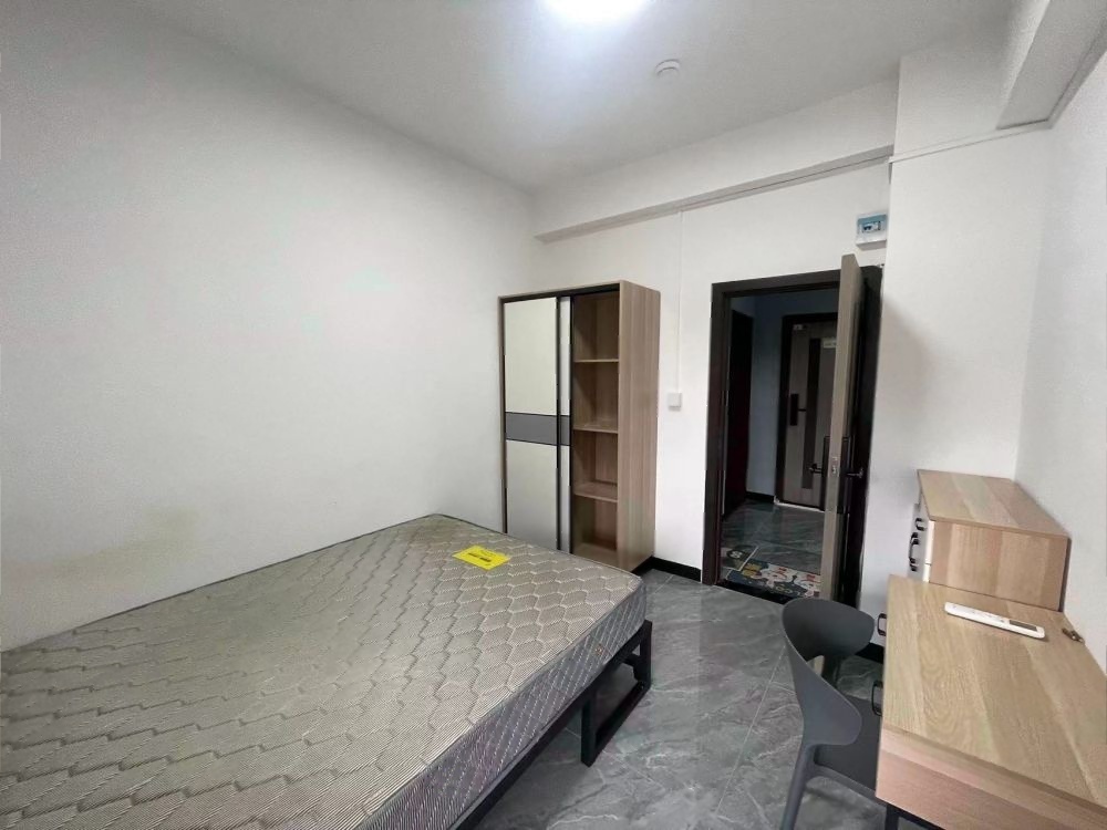 三合華僑新村1室0廳主臥出租租金900元/月