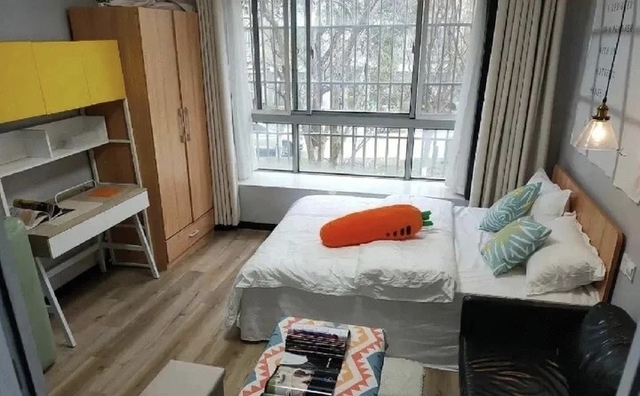 景華新村1室0廳出租租金900元/月
