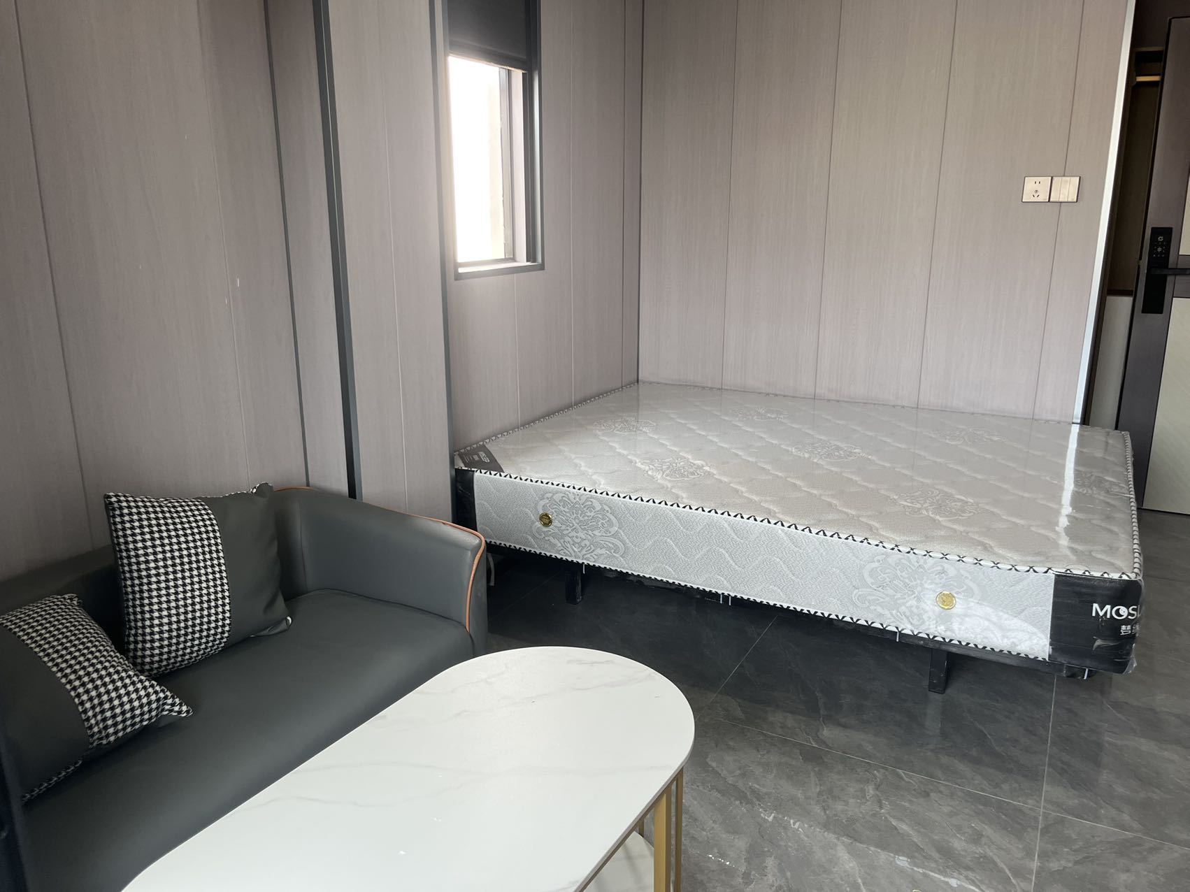景龍新村1室0廳出租租金1650元/月