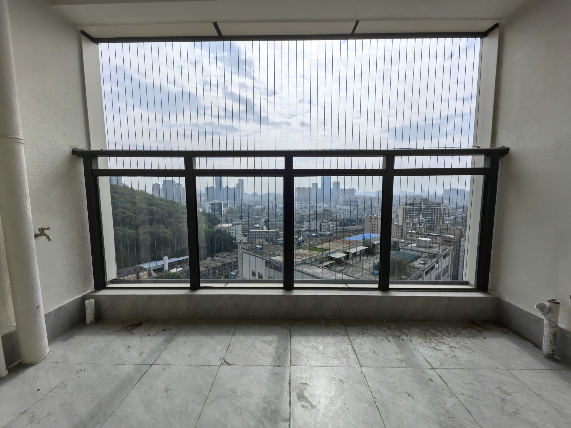 3室2廳出租租金4300元/月