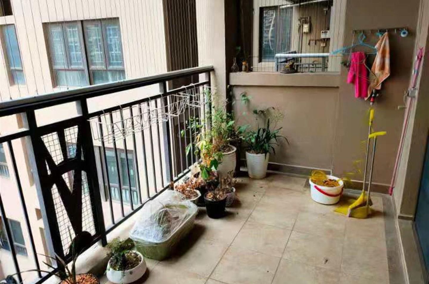 萬科天譽(yù)(二期)5室2廳出租租金7500元/月