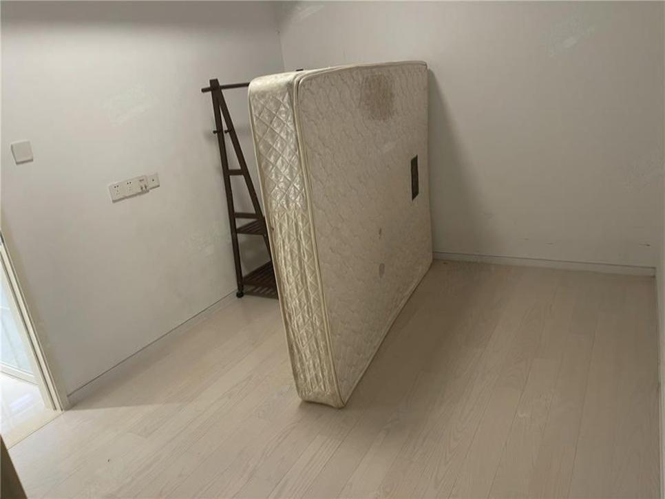 聯建君鈺府3室2廳出租租金6600元/月