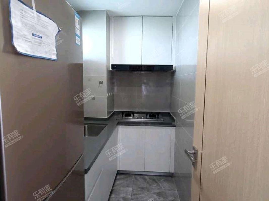 鵬展匯2室1廳出租租金3300元/月