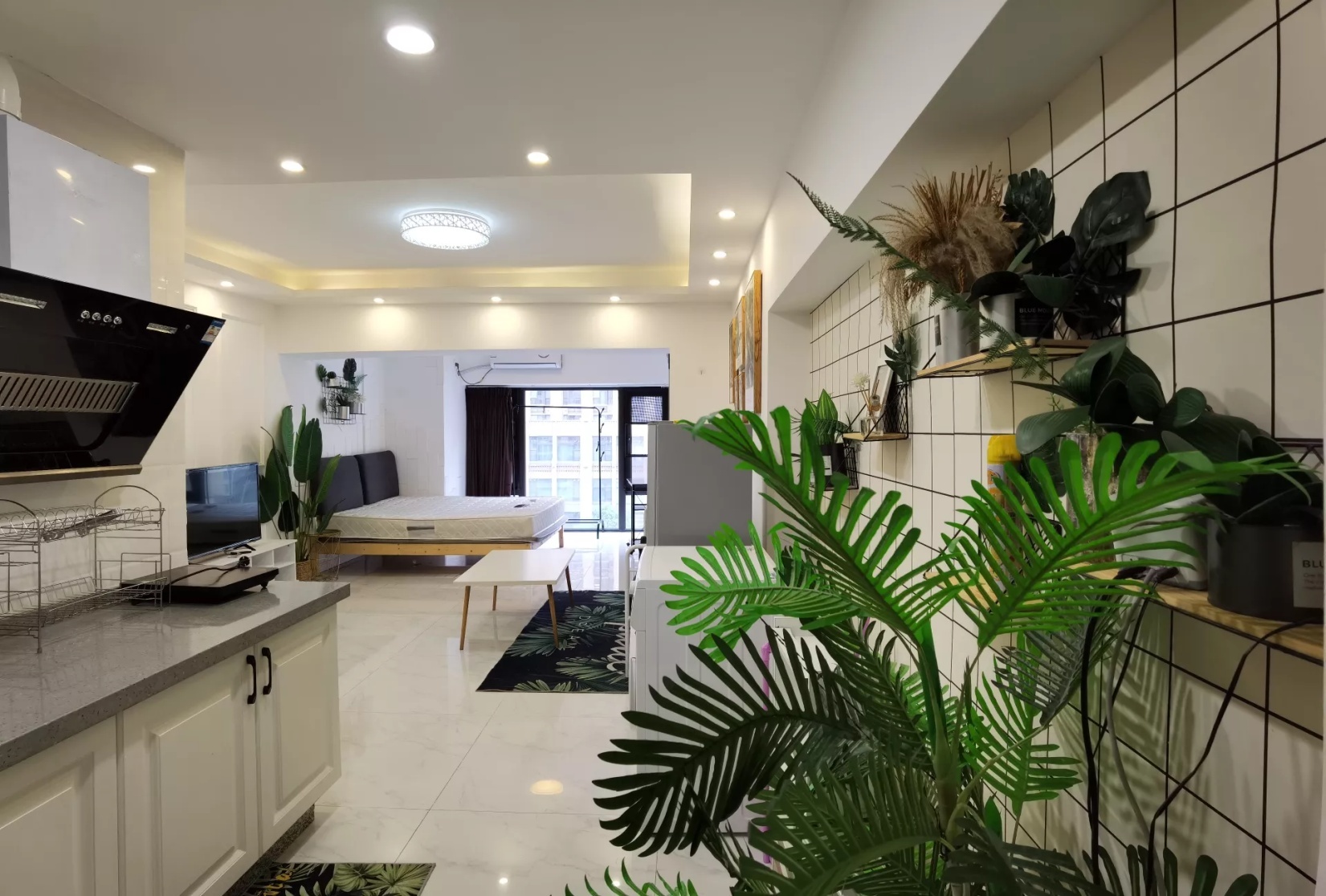 新洲中心村1室1廳出租租金980元/月