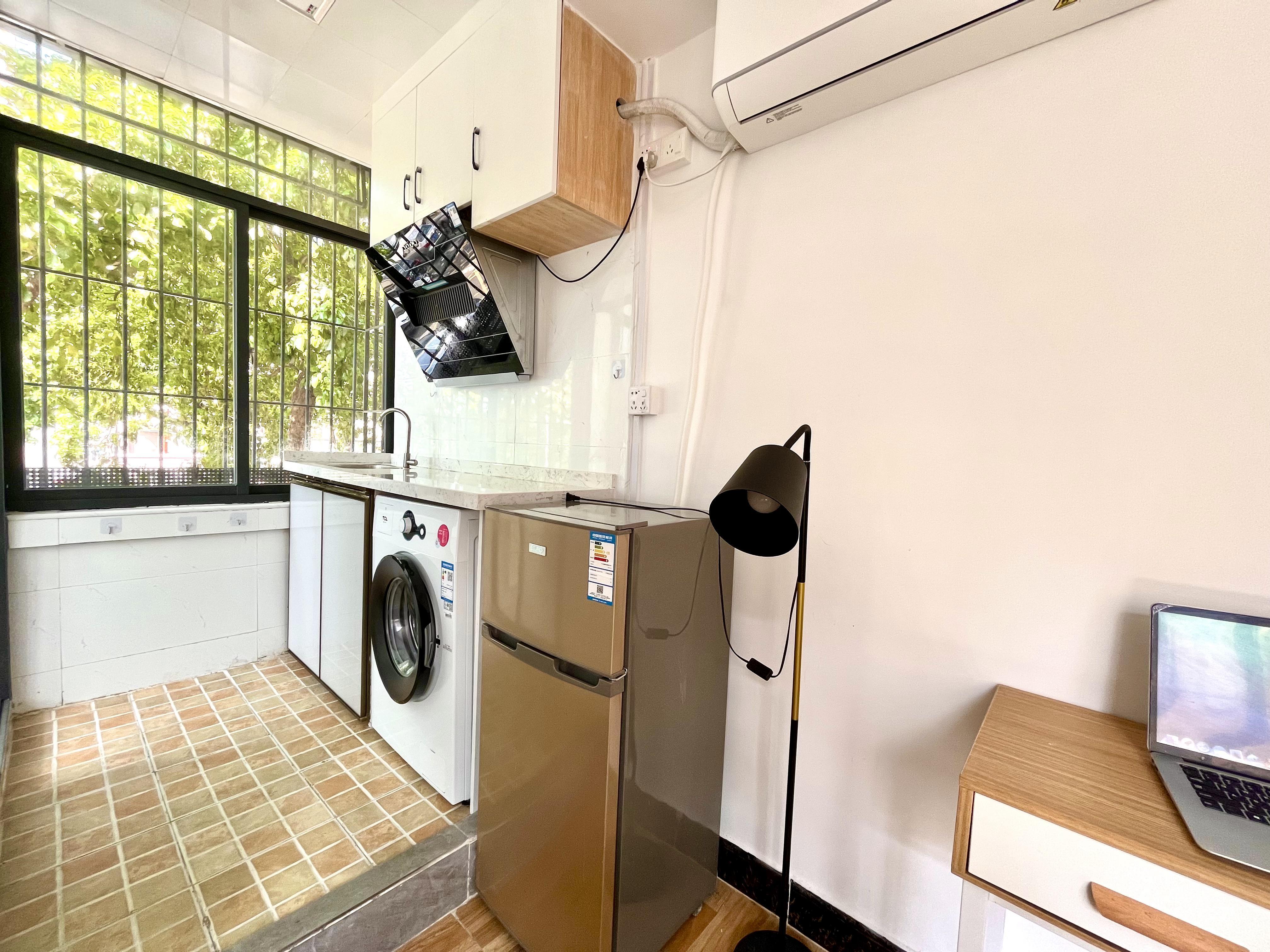 龍屋小區1室0廳出租租金600元/月