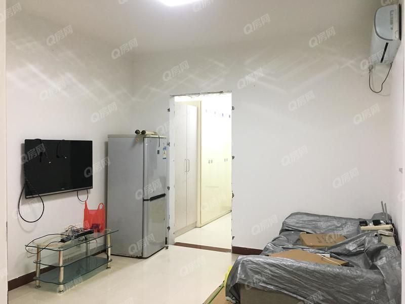新銀座華庭2室1廳出租租金4500元/月