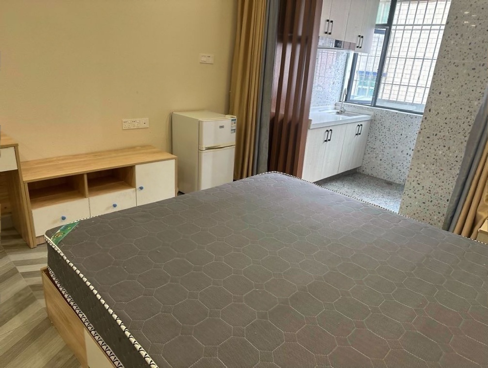 橫嶺新村1室0廳主臥出租租金1280元/月