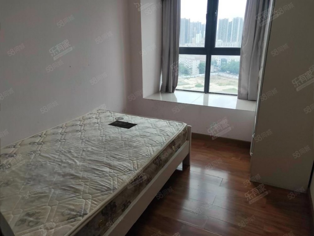 中糧云景國際3室2廳主臥出租租金4350元/月