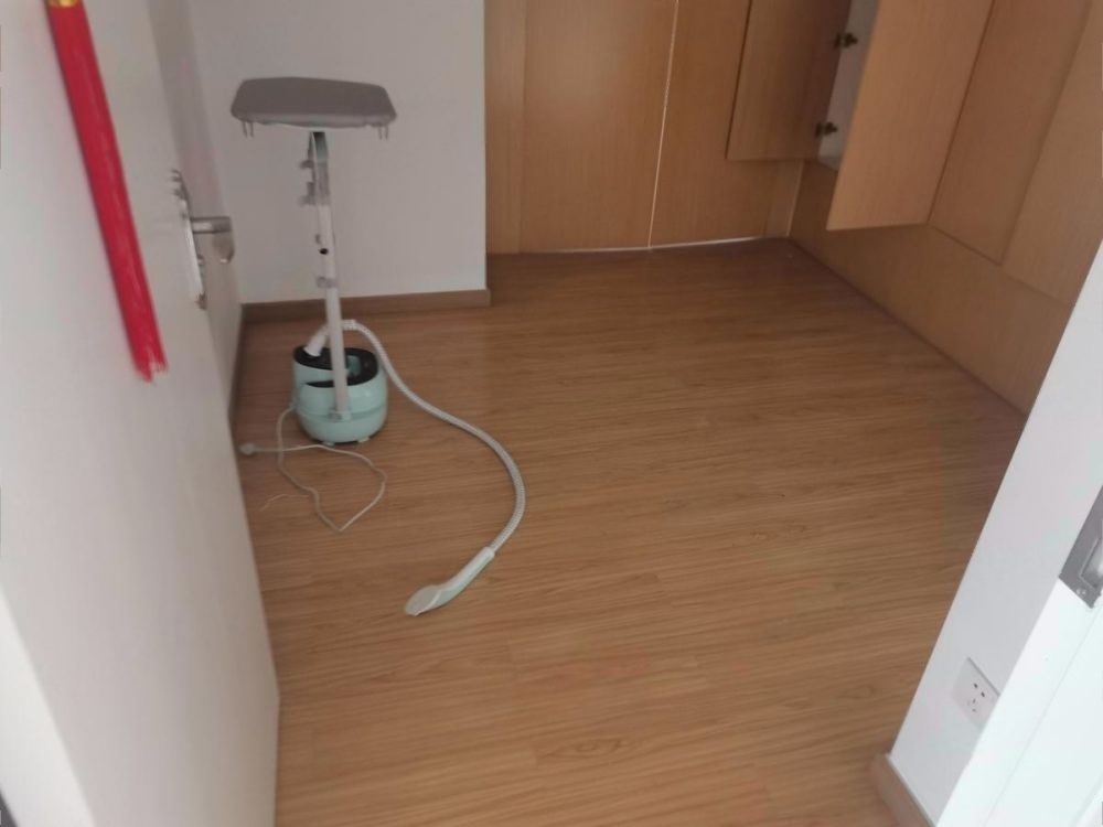 奧園峯薈2室2廳主臥出租租金2400元/月