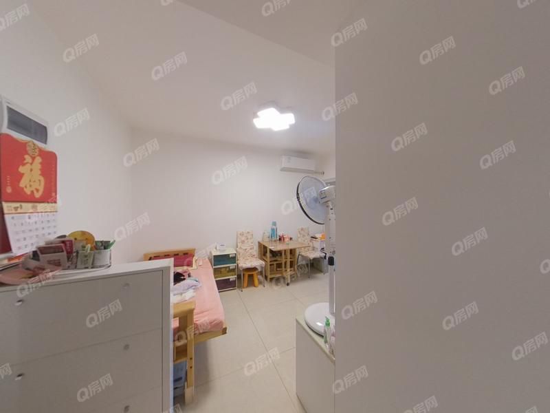 陽光綠地家園2室1廳出租租金3400元/月