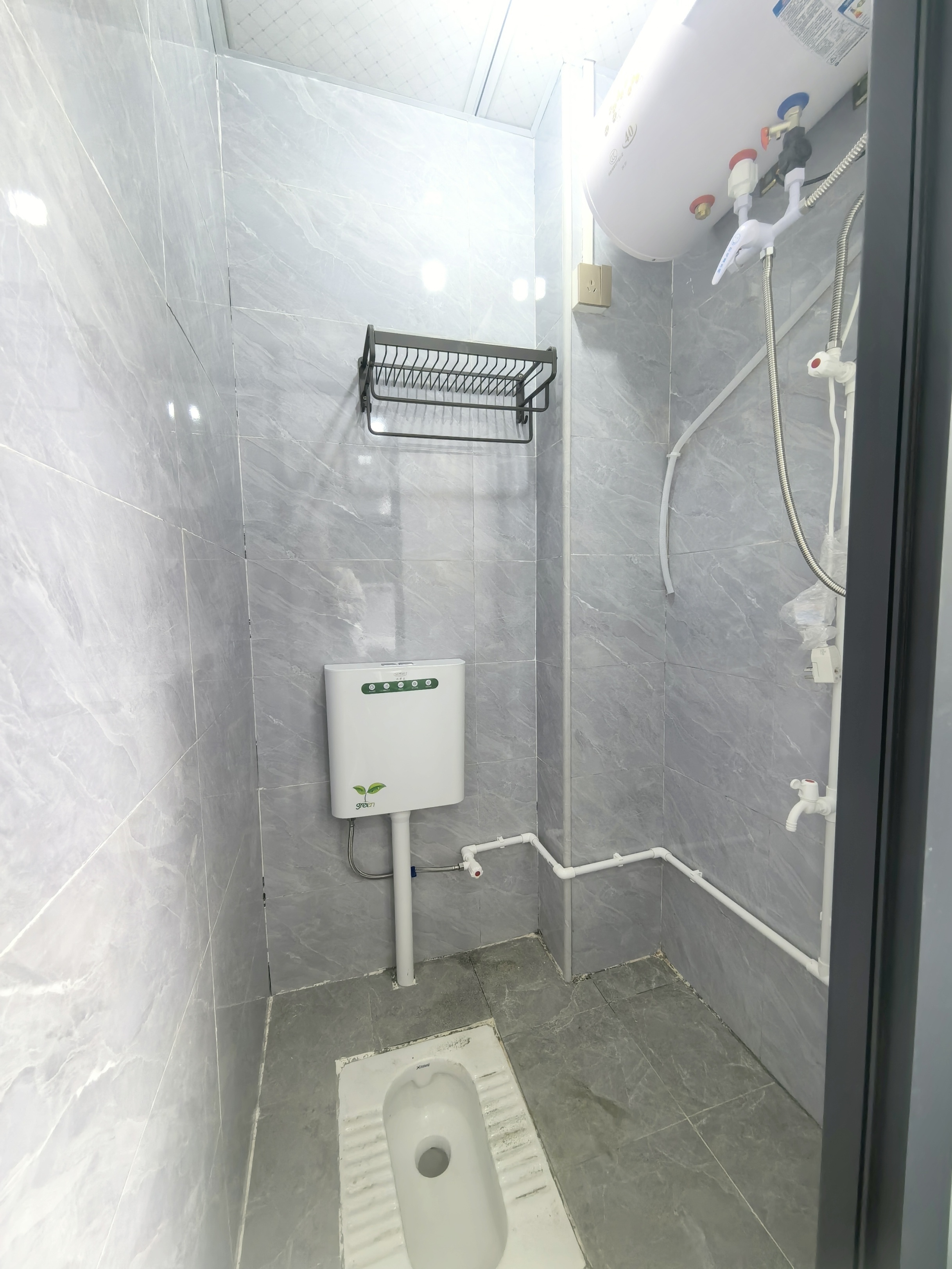 南景南約新村1室0廳出租租金950元/月
