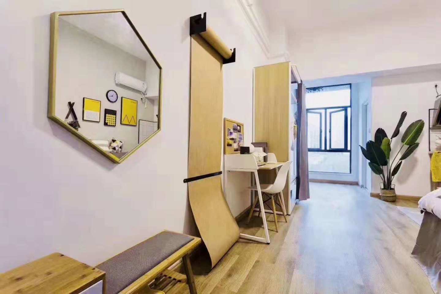 文華居1室1廳出租租金1050元/月