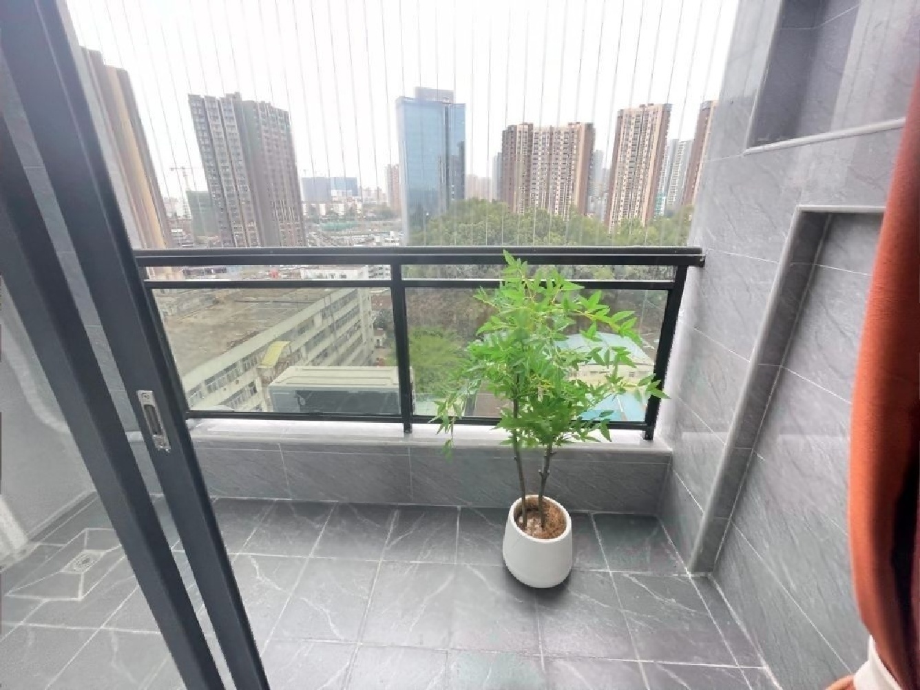 楊美金竹小區1室1廳主臥出租租金1000元/月